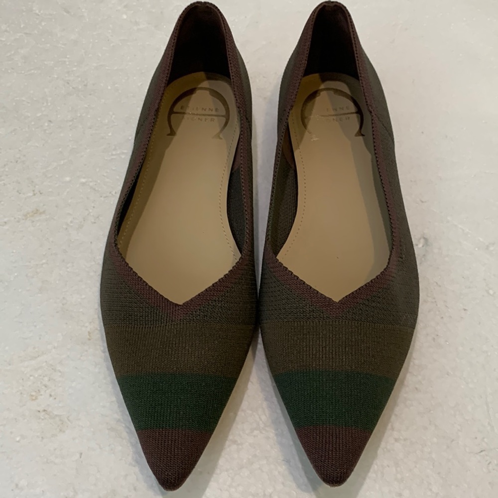 Etienne aigner knit flats size 8.5